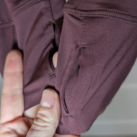 Nike Dri-FIT One Classic Long Sleeve Training Shirt Burgundy Women’s Medium - Picture 4 of 6